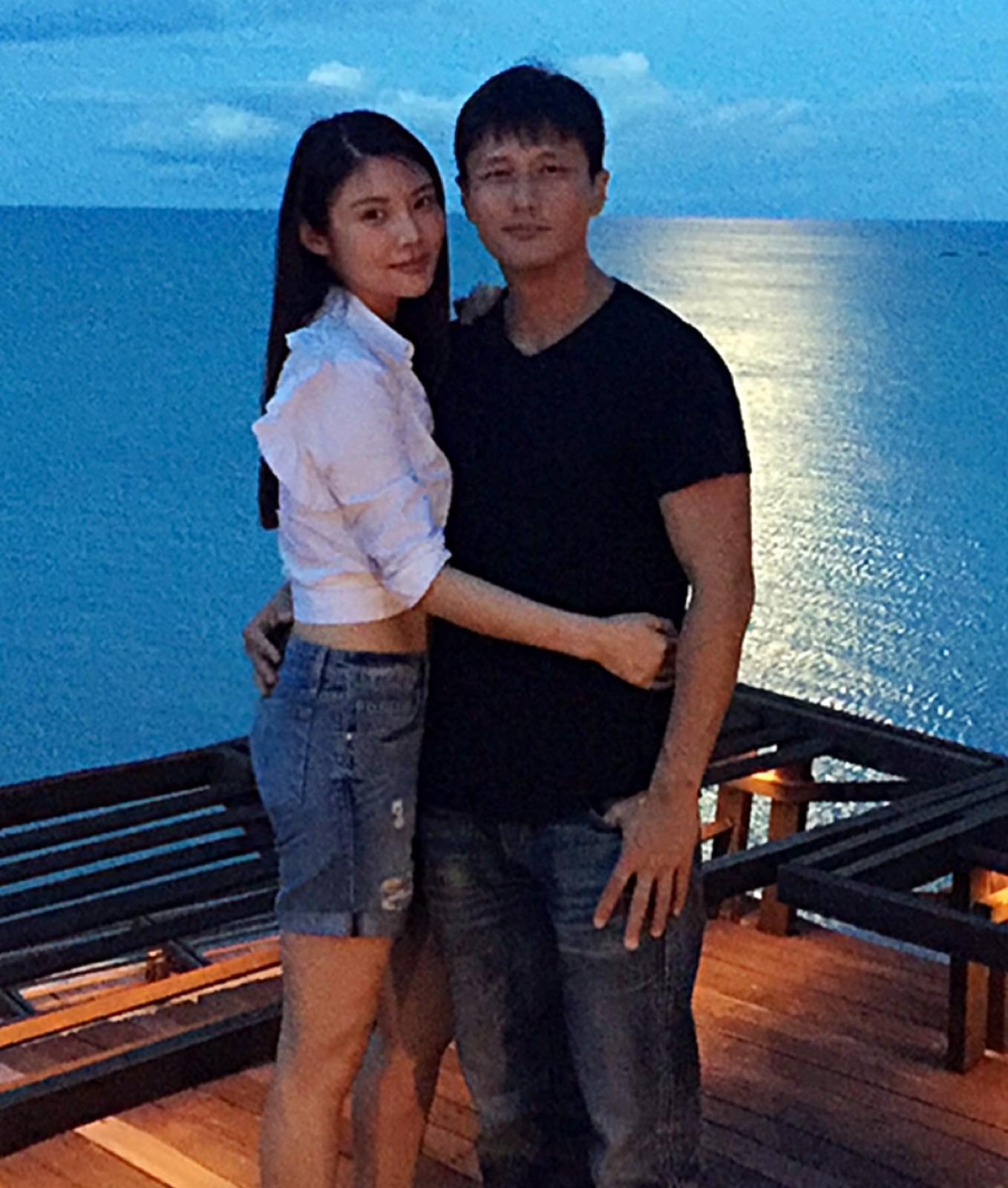 徐冬冬尹子維訂婚 「第一美胸」與Terence於哈爾濱洛杉磯辦婚禮