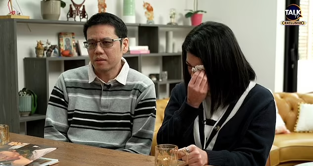 Selena Lau的父母悲痛不已。(互聯網)