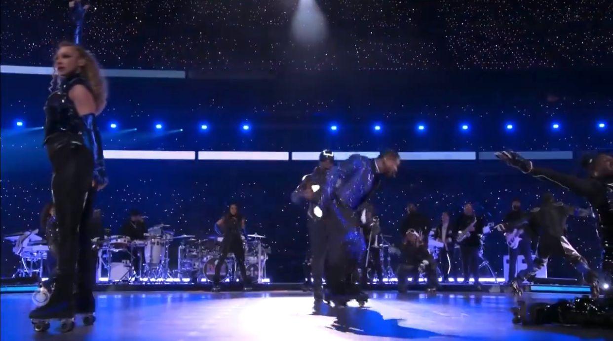 Usher踩Roller邊跳邊唱,一度失平衡險些跌倒。