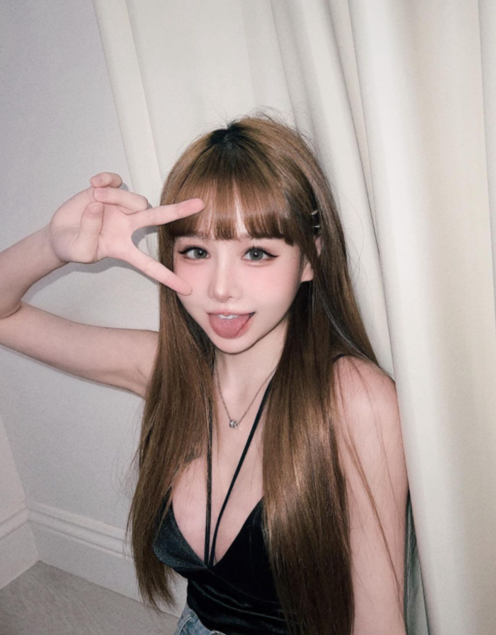 Twitch知名實況主依渟。(圖/翻攝自IG@et.1231)