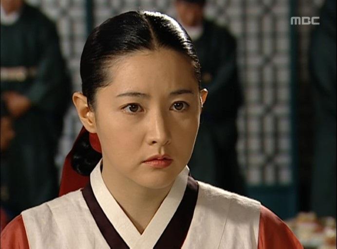 李英愛憑劇集《大長今》為港人所認識。