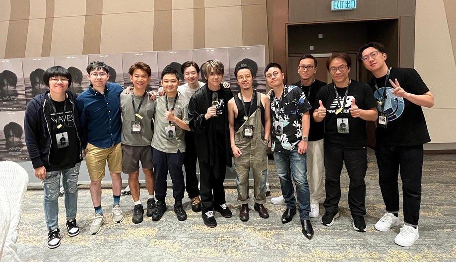 Edward Chan為姜濤監製《濤》時,動員30人合唱團和唱。