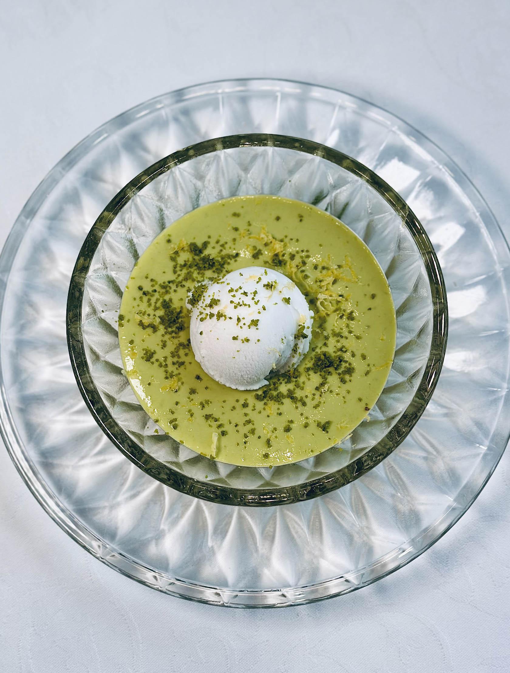 椰子雪葩開心果露