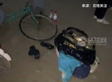 廣東省潮州市3名男童周日(10日)騎單車外出後失蹤,潮安區登塘鎮人民政府周一(11日)指在沙場找到全部男孩,經搶救無效死亡,經調查他們被沙堆掩埋造成窒息死亡。現場見到沙堆附近有他們的單車和衣物。