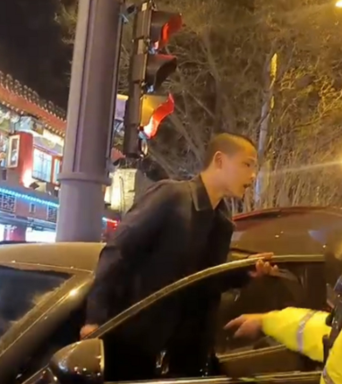北京警方表示,涉事司機已被控制