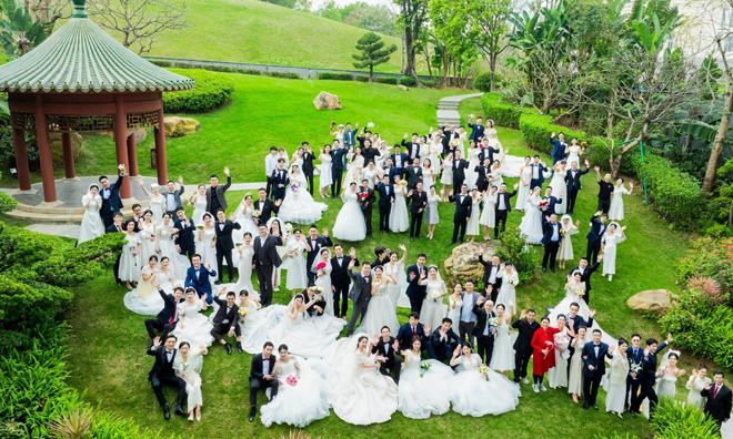 深圳中大慶成立十周年 為百對新人辦集體婚禮