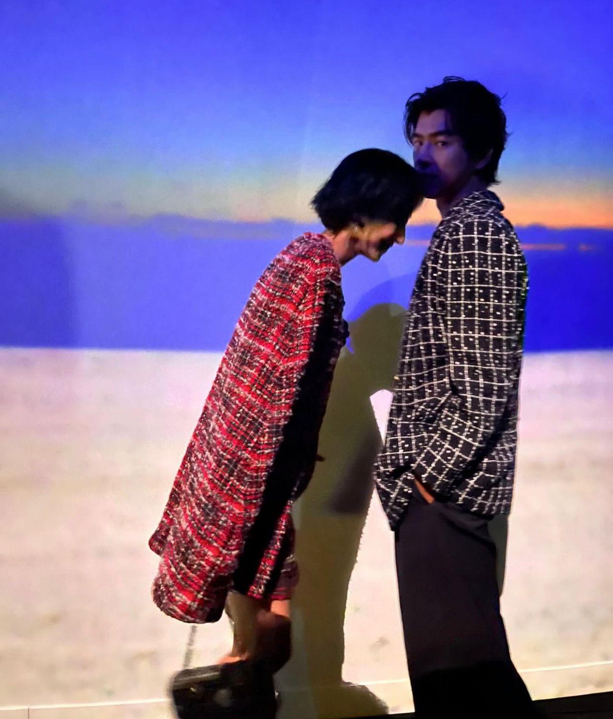 陳柏霖與桂綸鎂十分親暱,更額頭貼下巴合照。