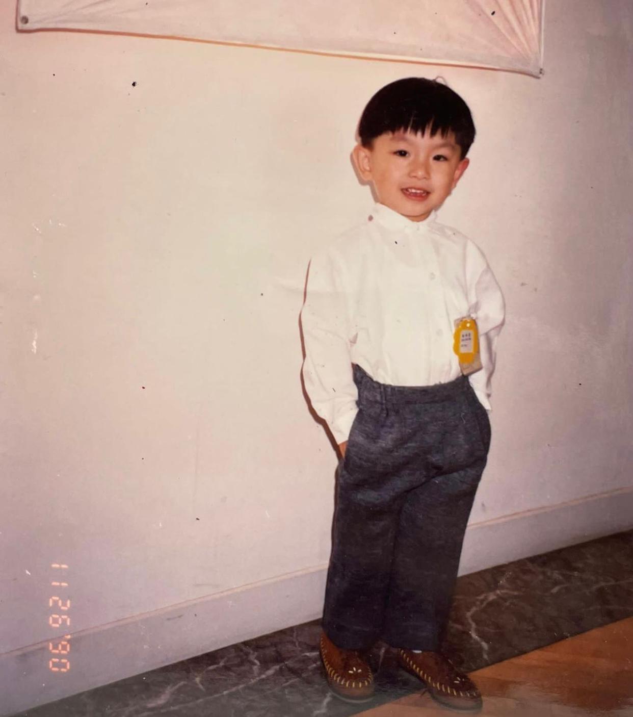 陳柏熹在IG分享的童年照。