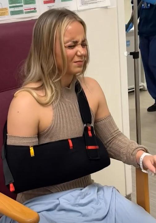 Daisy的手臂嚴重變形,亦痛得面容扭曲,隨即送醫治理。(LAD)