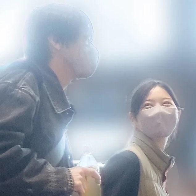 西野七瀨與山田裕貴於去年7月公開戀情。