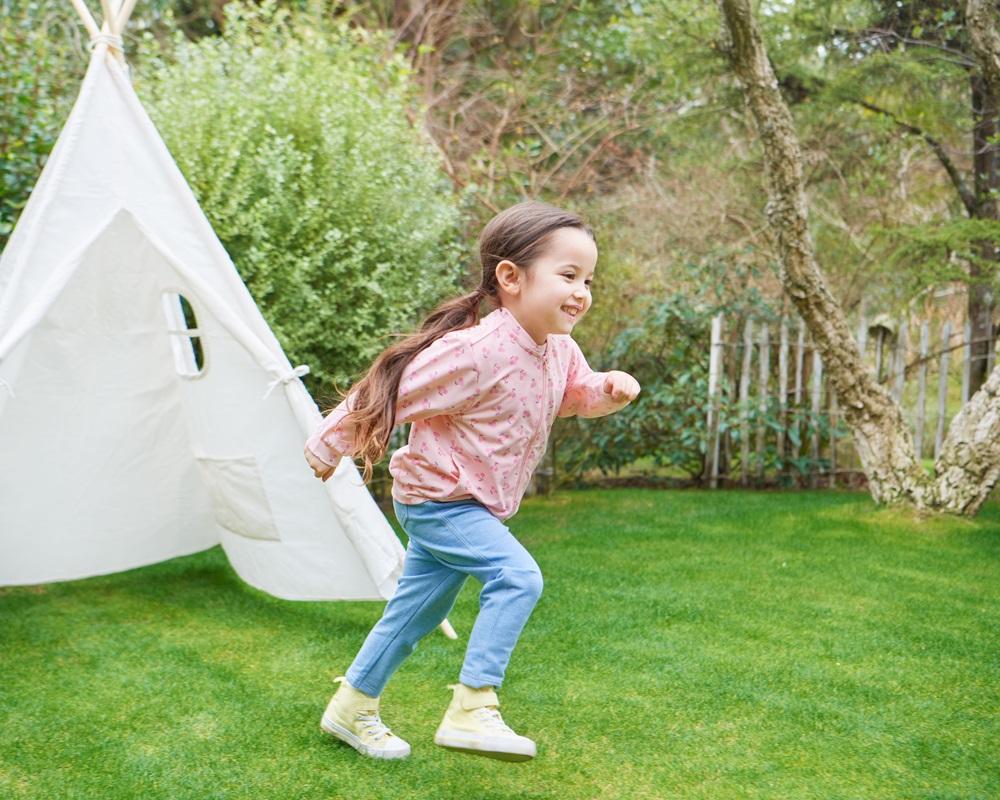 全年熱賣,由初生穿到幼稚園的緊身褲!超彈性材質,採用彈性物料,小寶貝可輕鬆穿脫,也方便父母更換衣服;1套2拉3跳跳,更能令小寶貝培養自主穿衣,獨立生活自理的緊身褲。