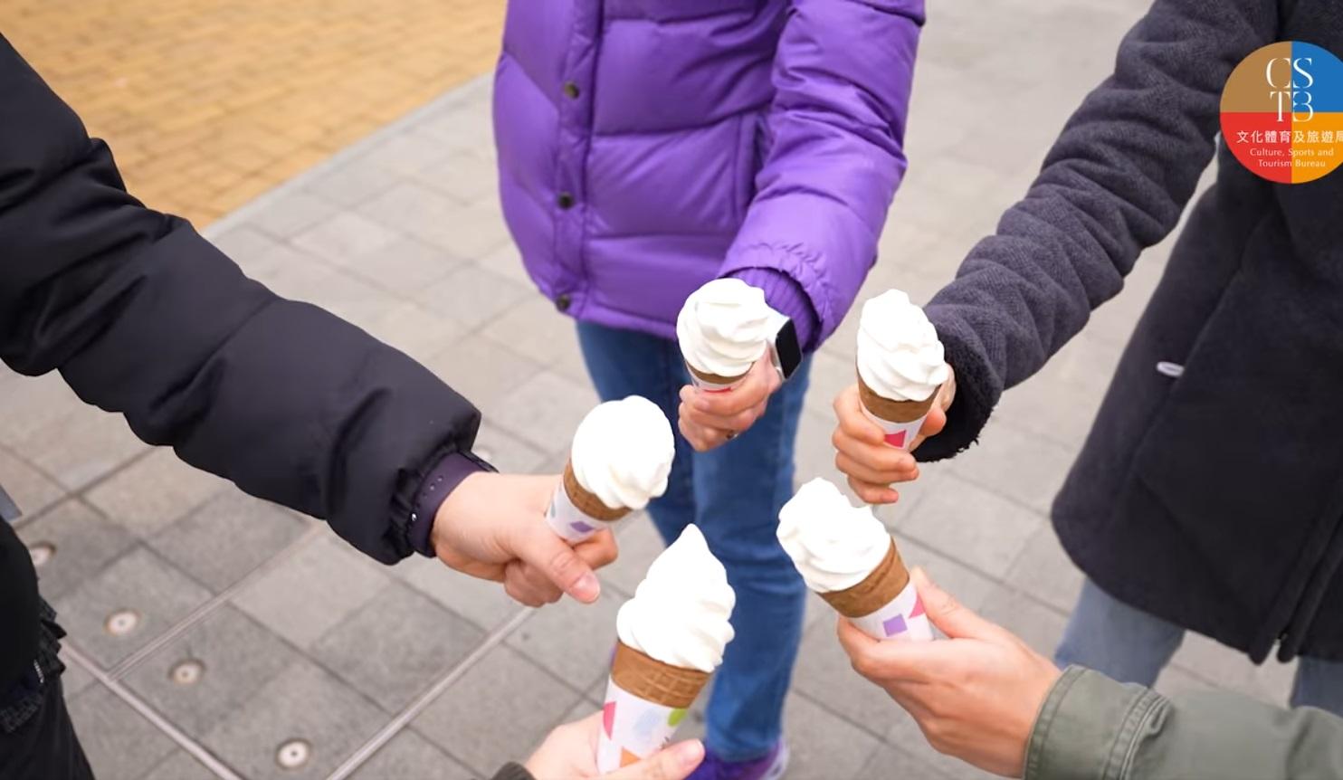 文化體育及旅遊局宣傳「藝術三月」,一連4個周六免費派雪糕。(文體旅局fb影片截圖)