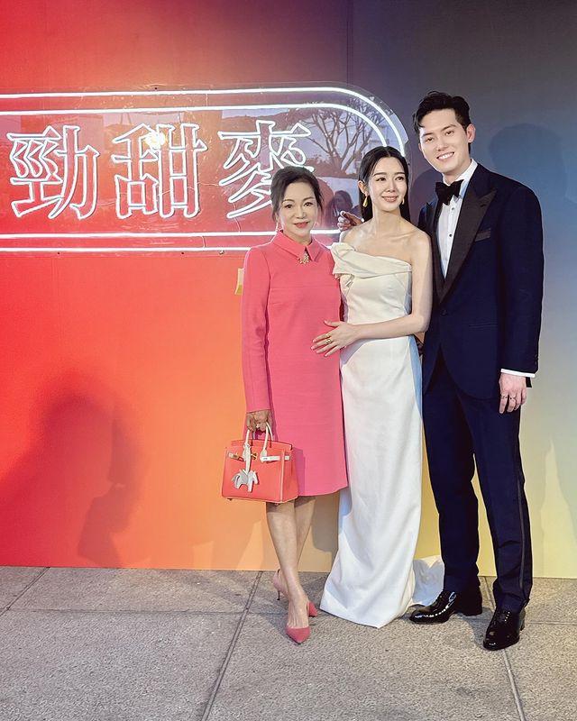 林作媽王莉妮出席麥明詩和盛勁為的婚禮