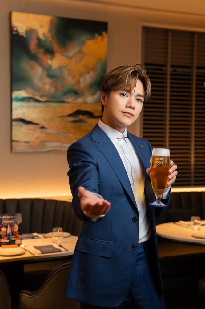 白色情人節活動軒仔放大假叉足電預備好心情,期待與「澱粉」舉杯漫談兼猜枚,共享美酒佳餚與城中16間餐廳聯手推出「白色情人節限定套餐」。