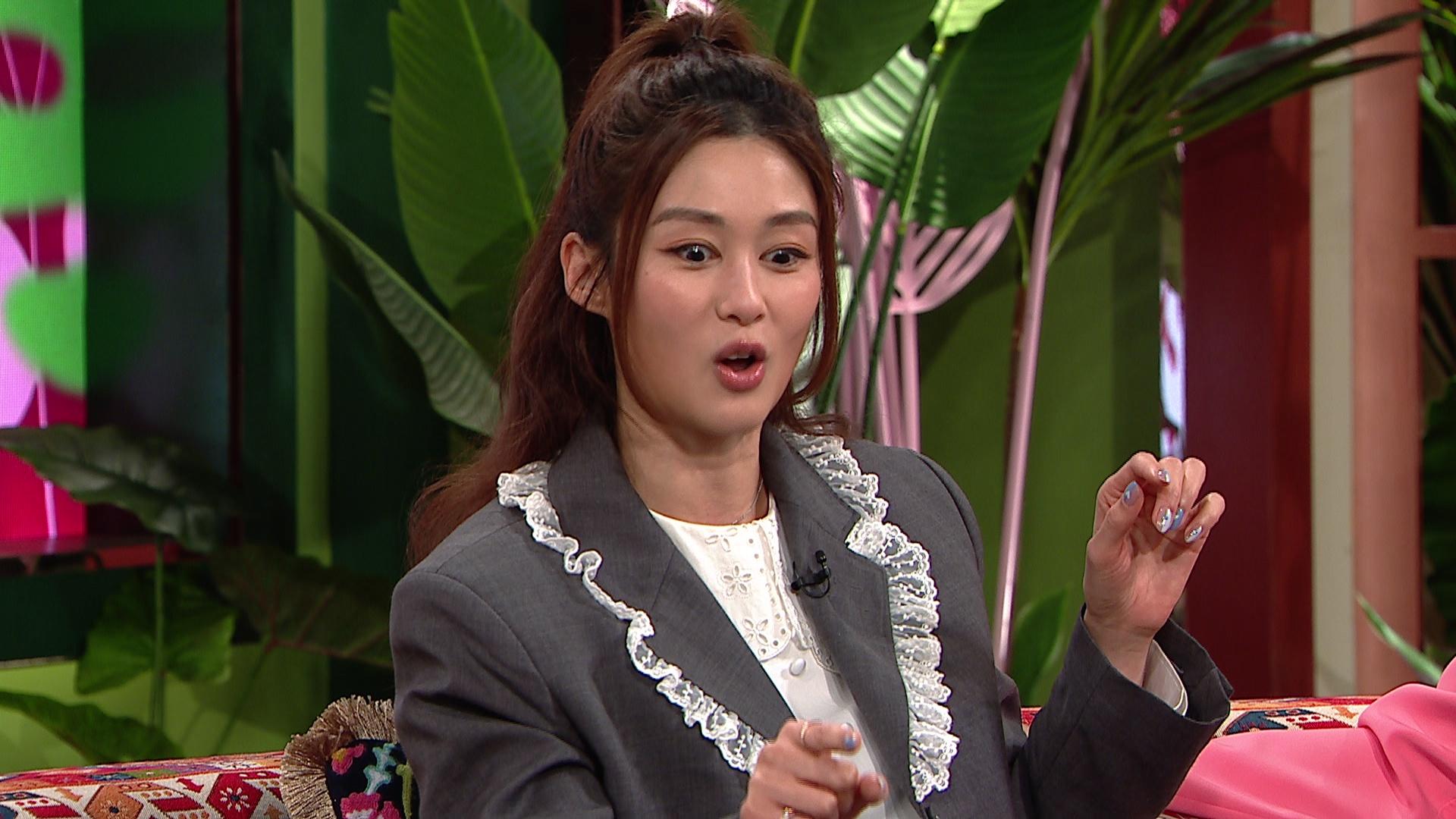 香香仲教大家「御夫必殺金句」,睇吓佢個樣幾浮誇。