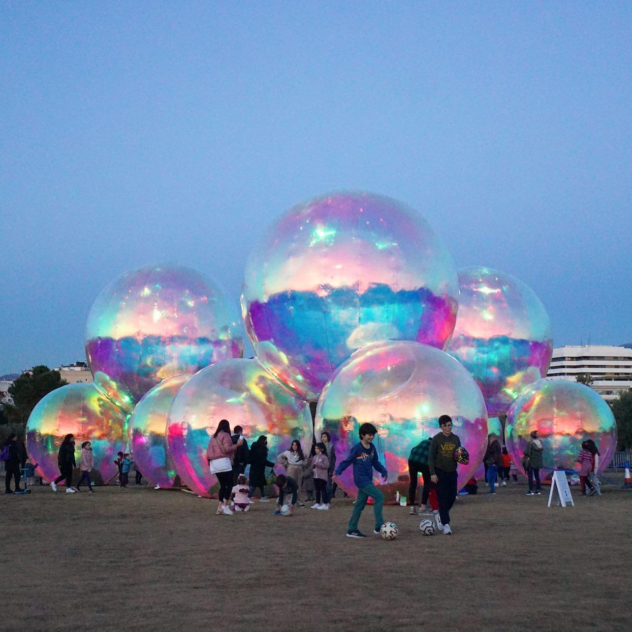 復活節好去處2024|西九巨型泡泡藝術裝置《抱泡瞬間》(圖為Atelier Sisu過往作品)