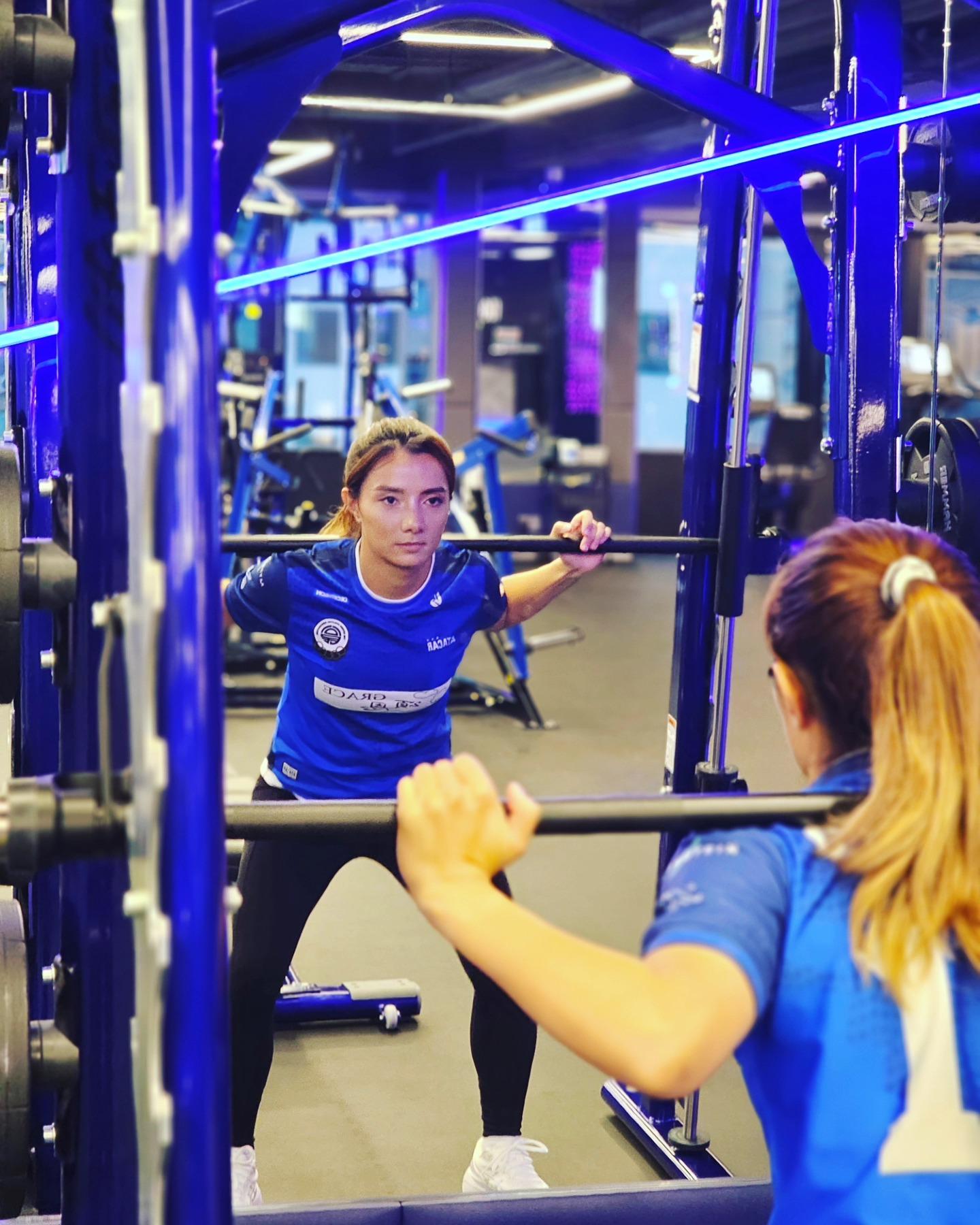 港將郭靖雯外流西乙華歷簡奴(郭靖雯fb)