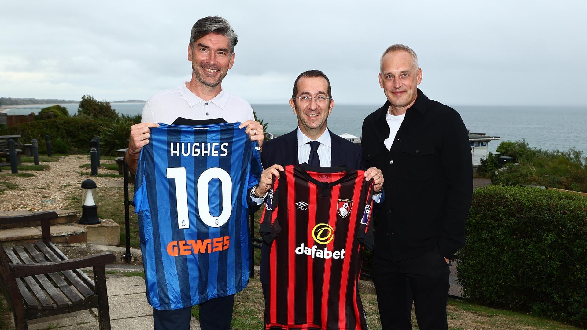 曉士能說流利的意大利文,還與兩位哥哥在倫敦經營4間意大利餐廳