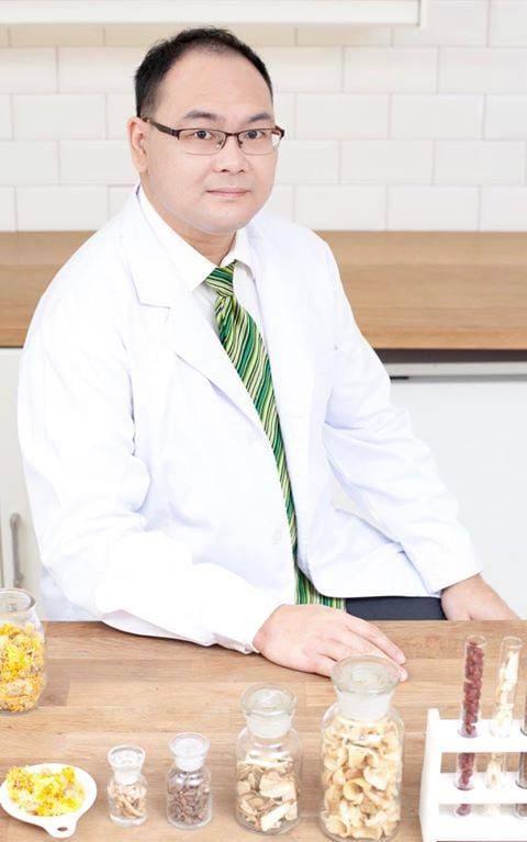 註冊中醫師馬琦傑表示春天天氣潮濕,容易讓人覺得疲勞,可以煲煮有健脾去濕功效的湯水。