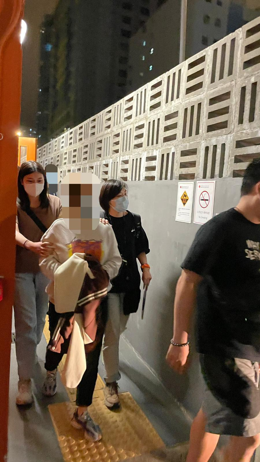 警葵涌業成街檢市值逾11萬海洛英冰毒 3男女涉販毒落網