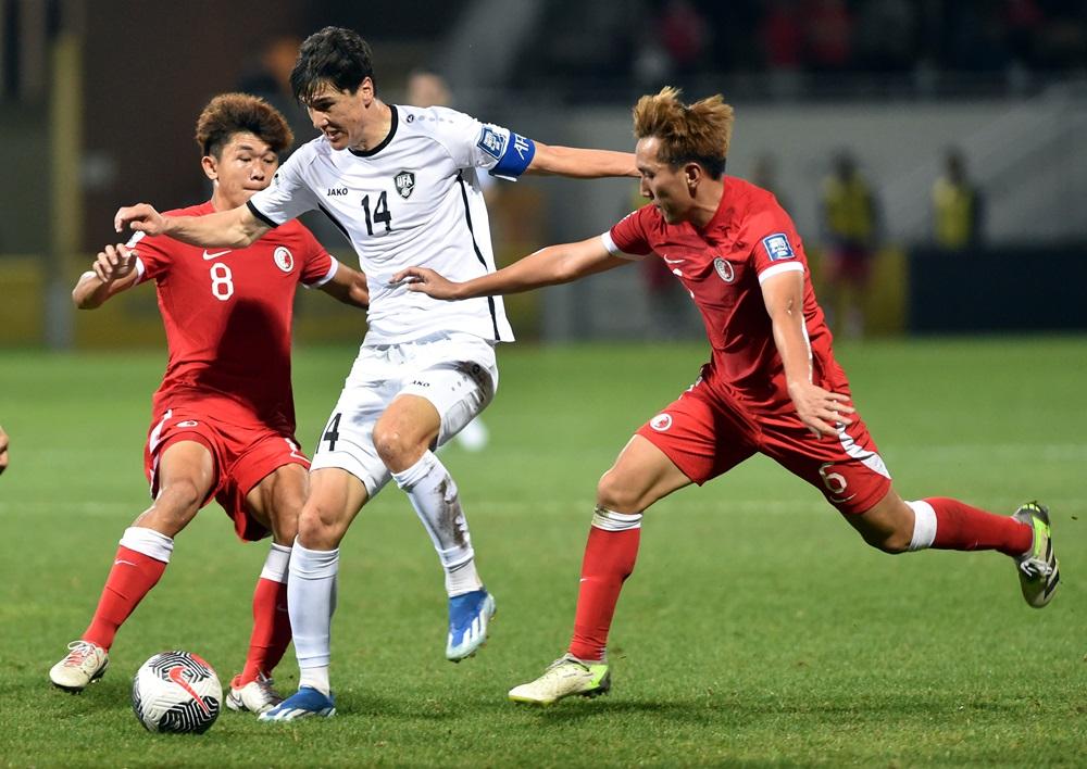 港隊主場0:2不敵烏茲別克。(新華社)