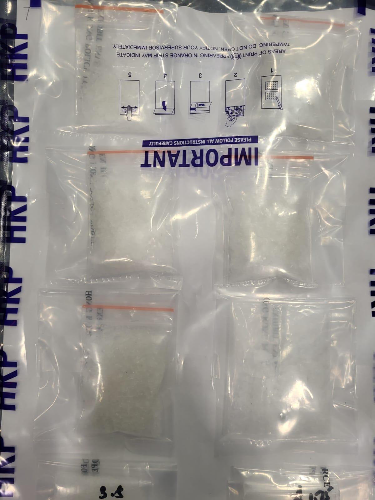 警葵涌業成街檢市值逾11萬海洛英冰毒 3男女涉販毒落網