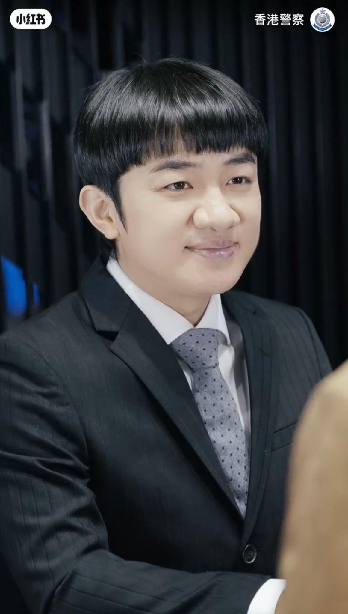 王祖藍複製《保持通話》幫緊你經典 與香港警察拍片宣傳防騙意識(香港警察小紅書)