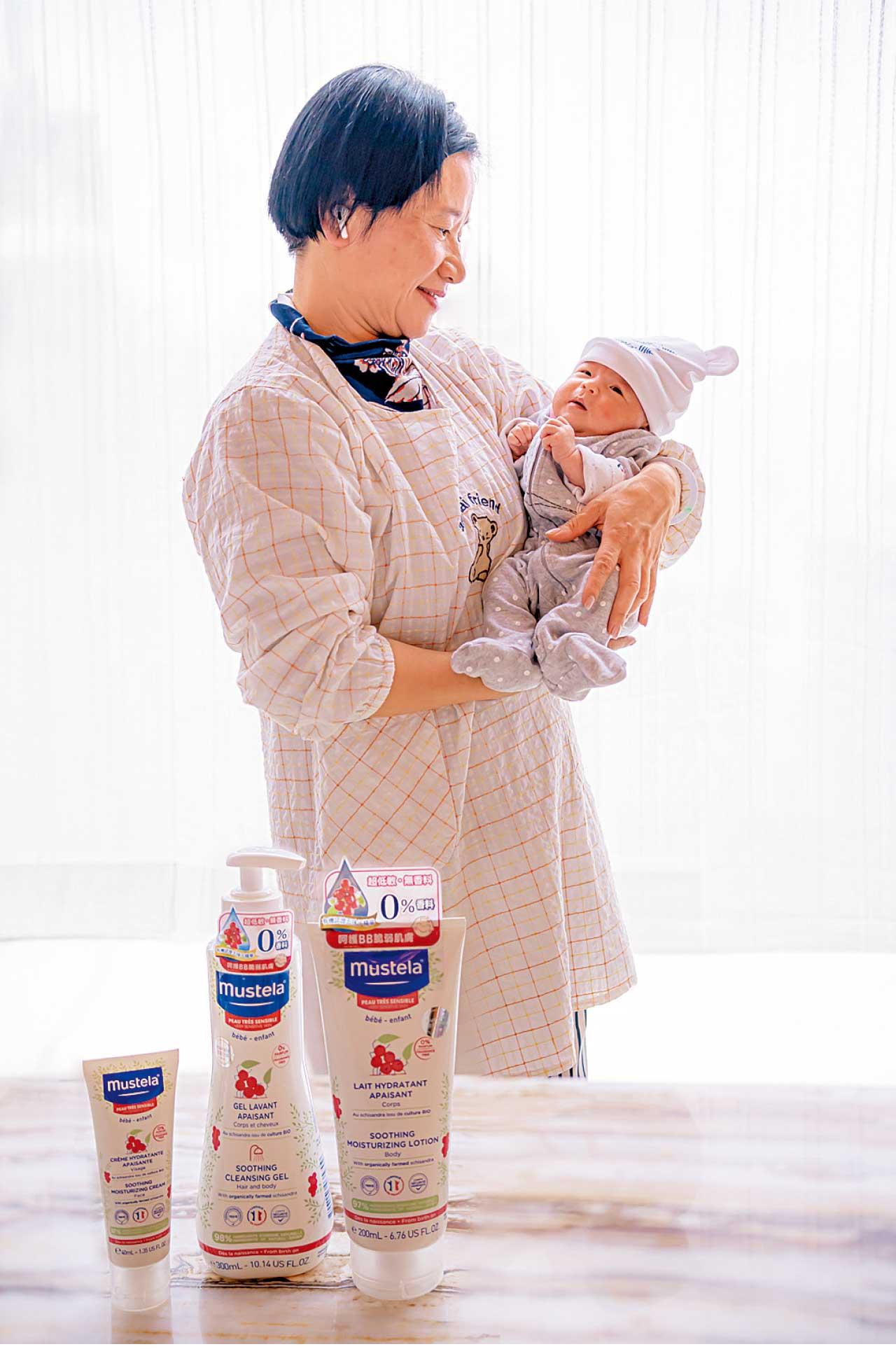 Mustela