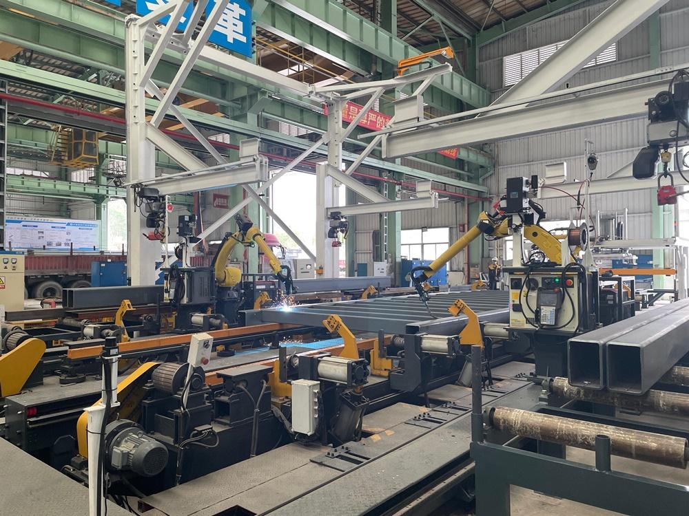 圖示焊接機械人。