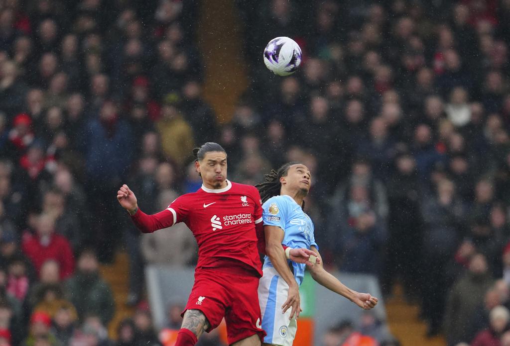 英超|利物浦和曼城得失球不及阿仙奴居次 高普不滿杜古走甩12碼。(美聯社)