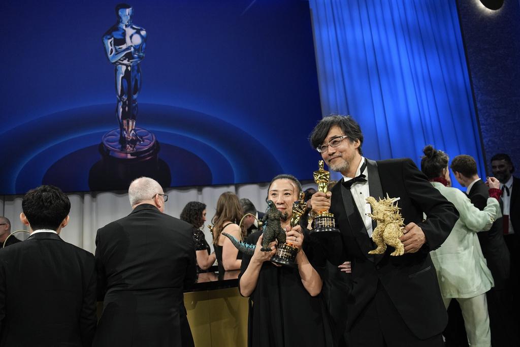 《哥斯拉-1.0》低成本拎奧斯卡最佳視效