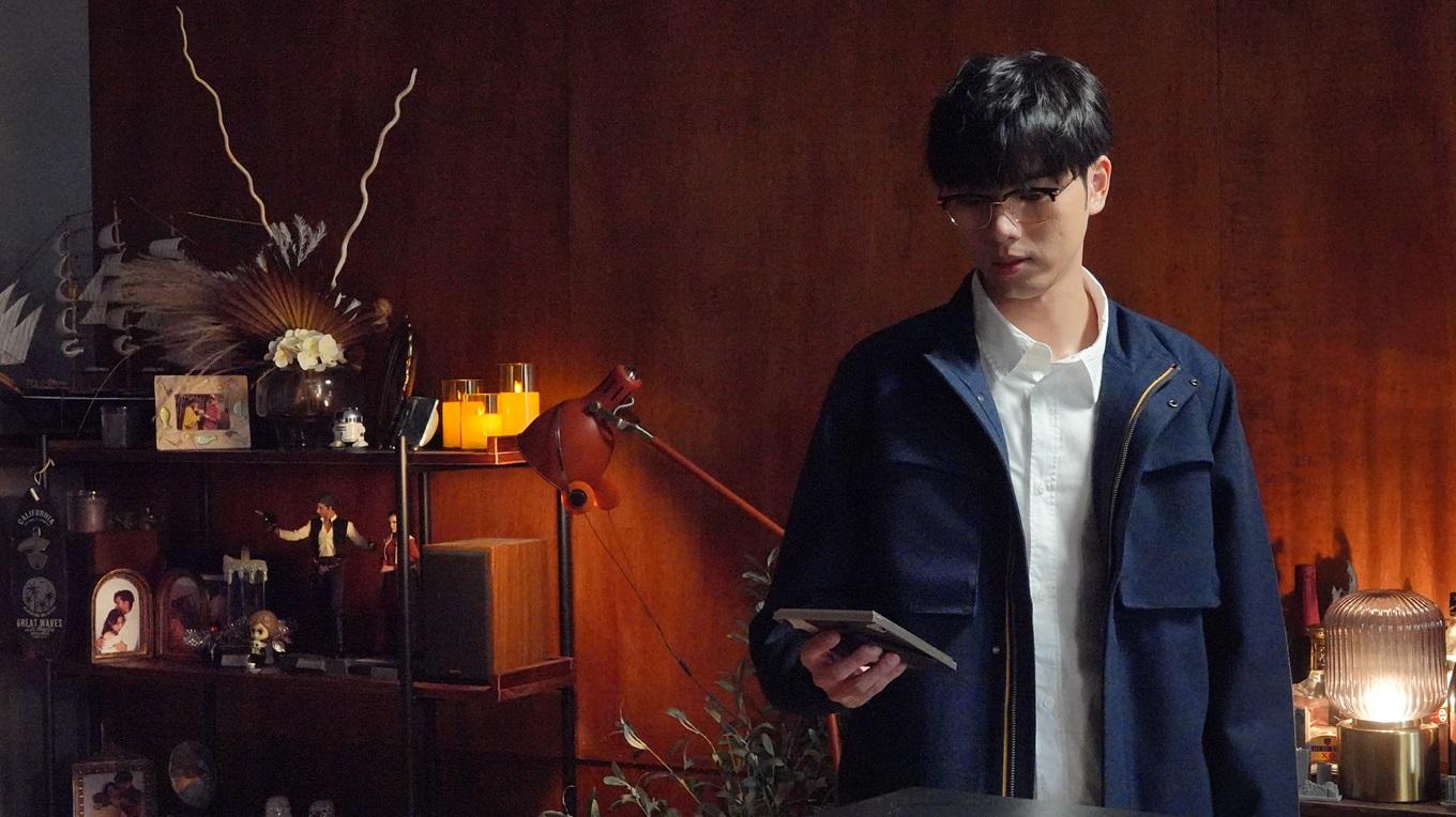 郭嘉駿193新歌《B出口》以失戀為主題。