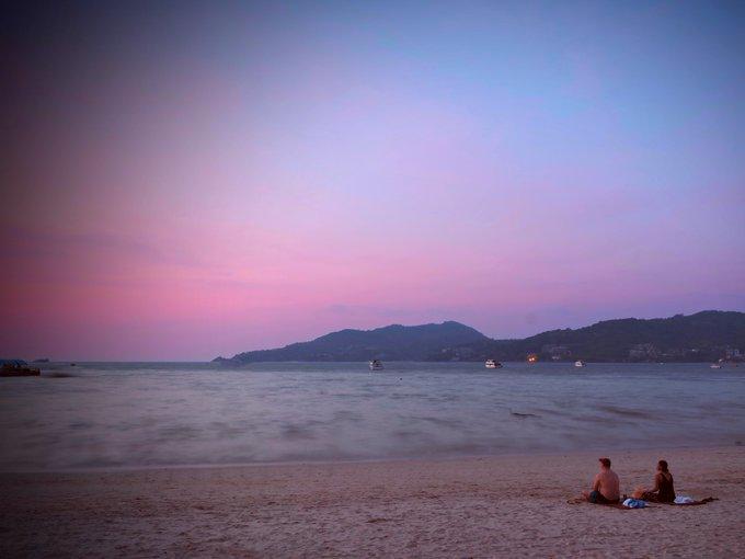 泰國布吉巴東沙灘位於泰國普吉島西南海,交通方便。(圖片來源︰X)