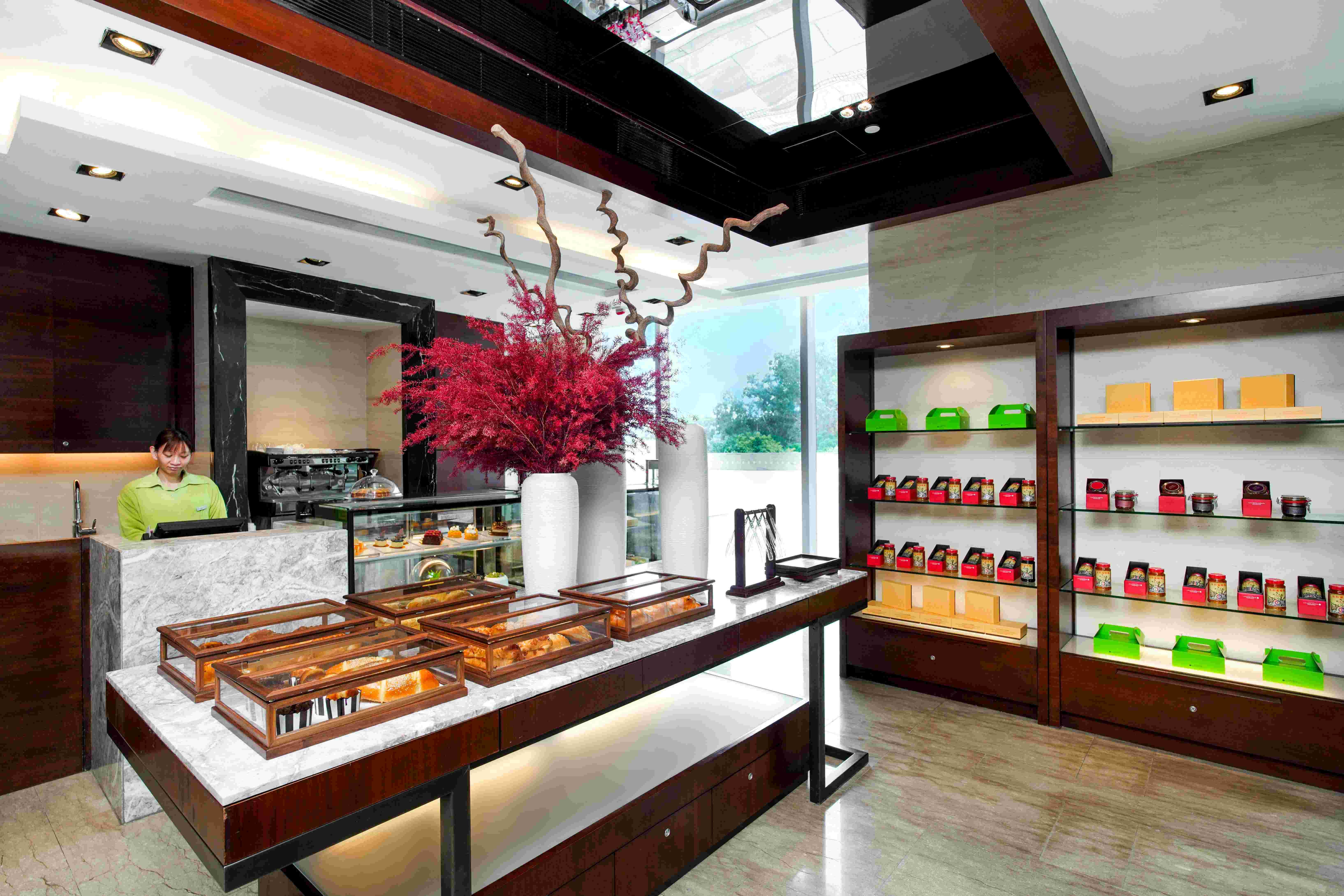 餅店指定原個蛋糕半價