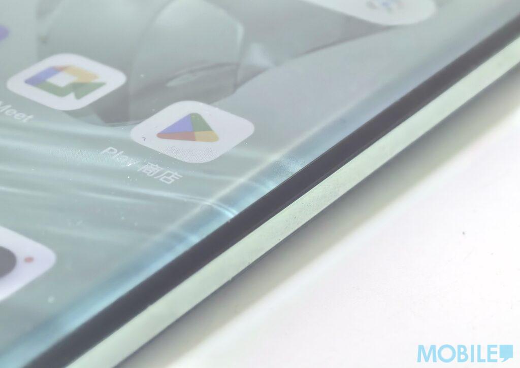 採 6.82 吋雙曲面屏 8G3 旗艦 OnePlus 12