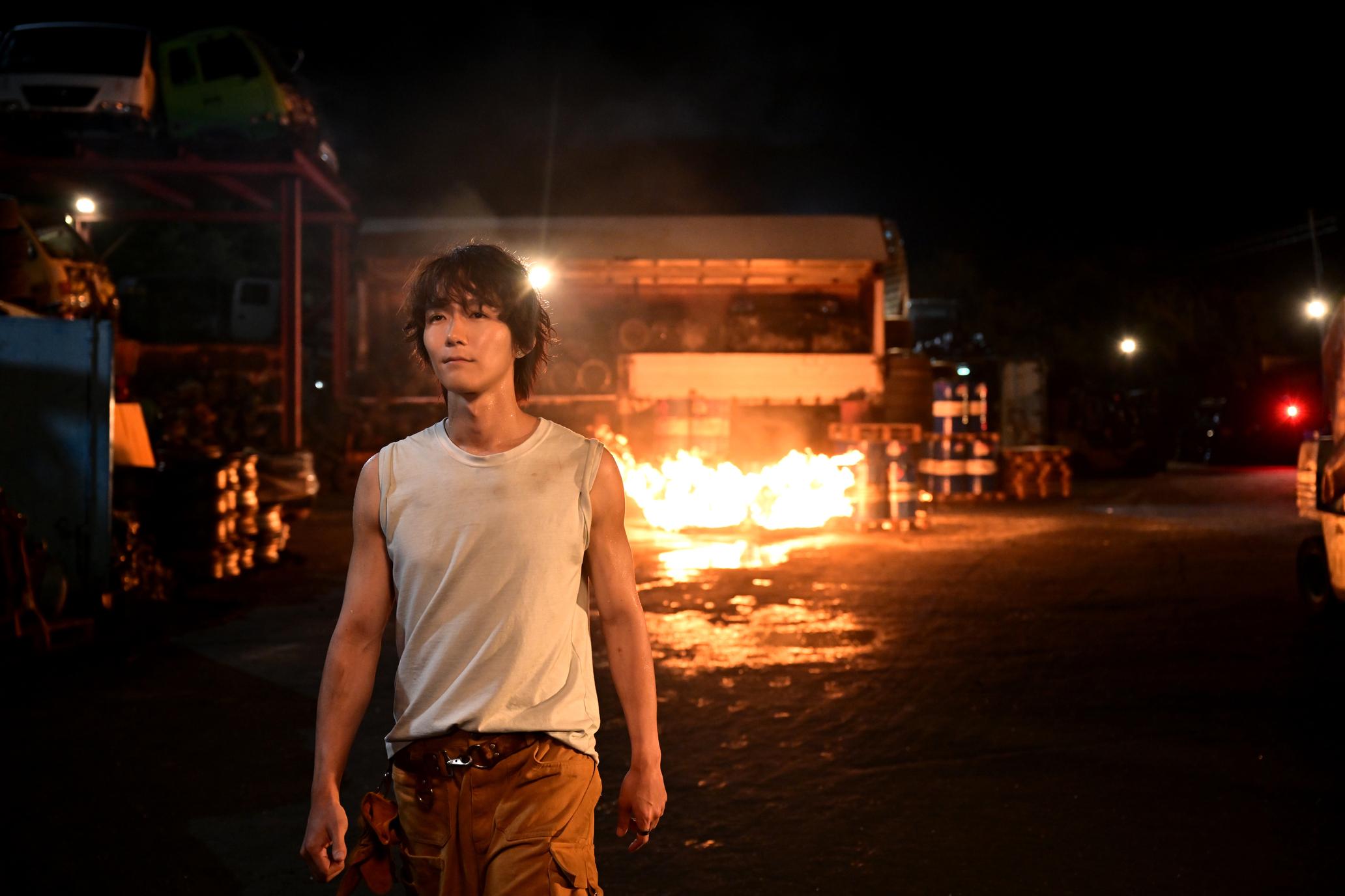 MIRROR首次齊齊拍動作戲,是難忘的體驗。(《12怪盜》劇照)