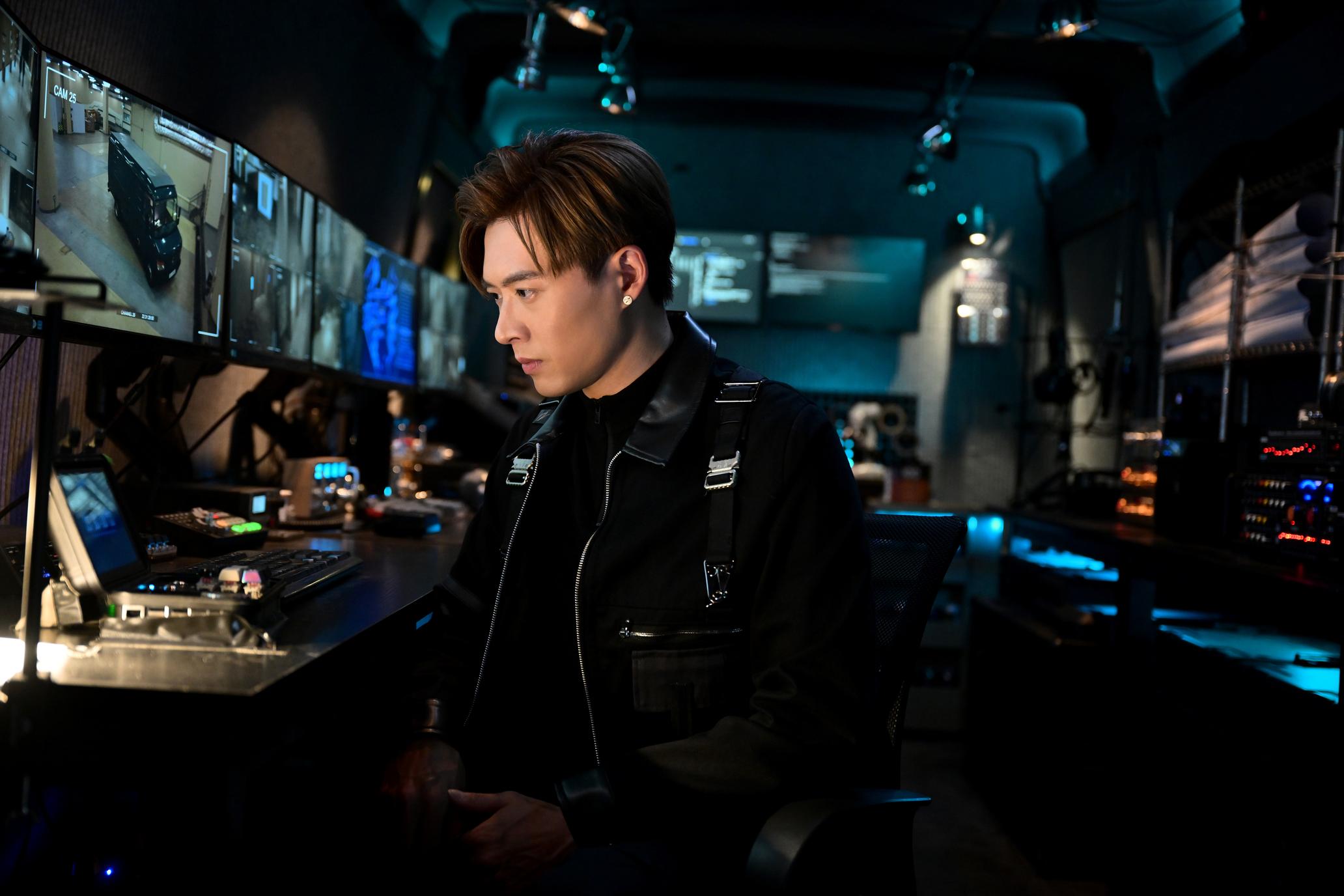 MIRROR首次齊齊拍動作戲,是難忘的體驗。(《12怪盜》劇照)