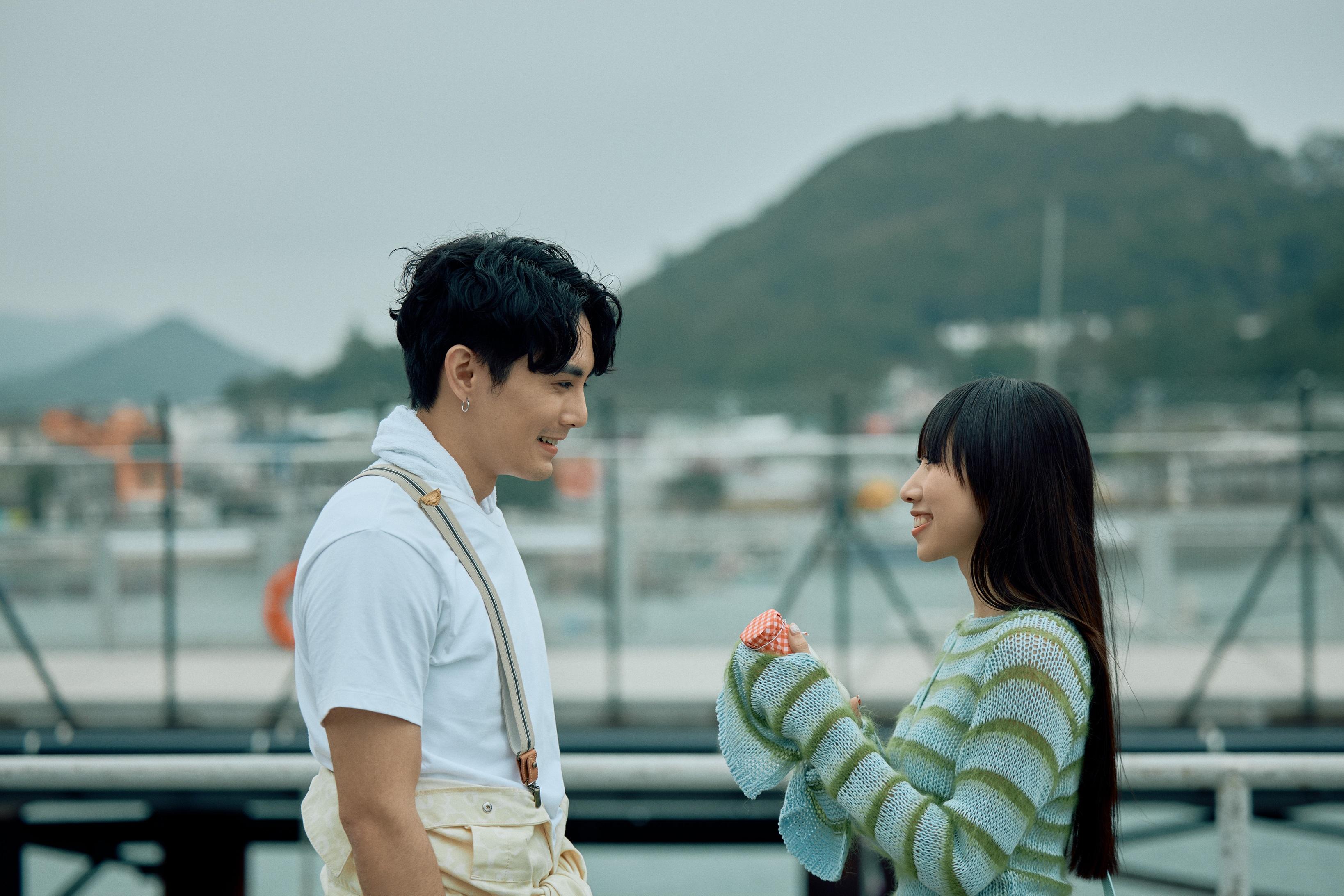 麗英新歌《美男⼦圖鑑》MV ,找來泰國混⾎兒Saito擔任男主角。