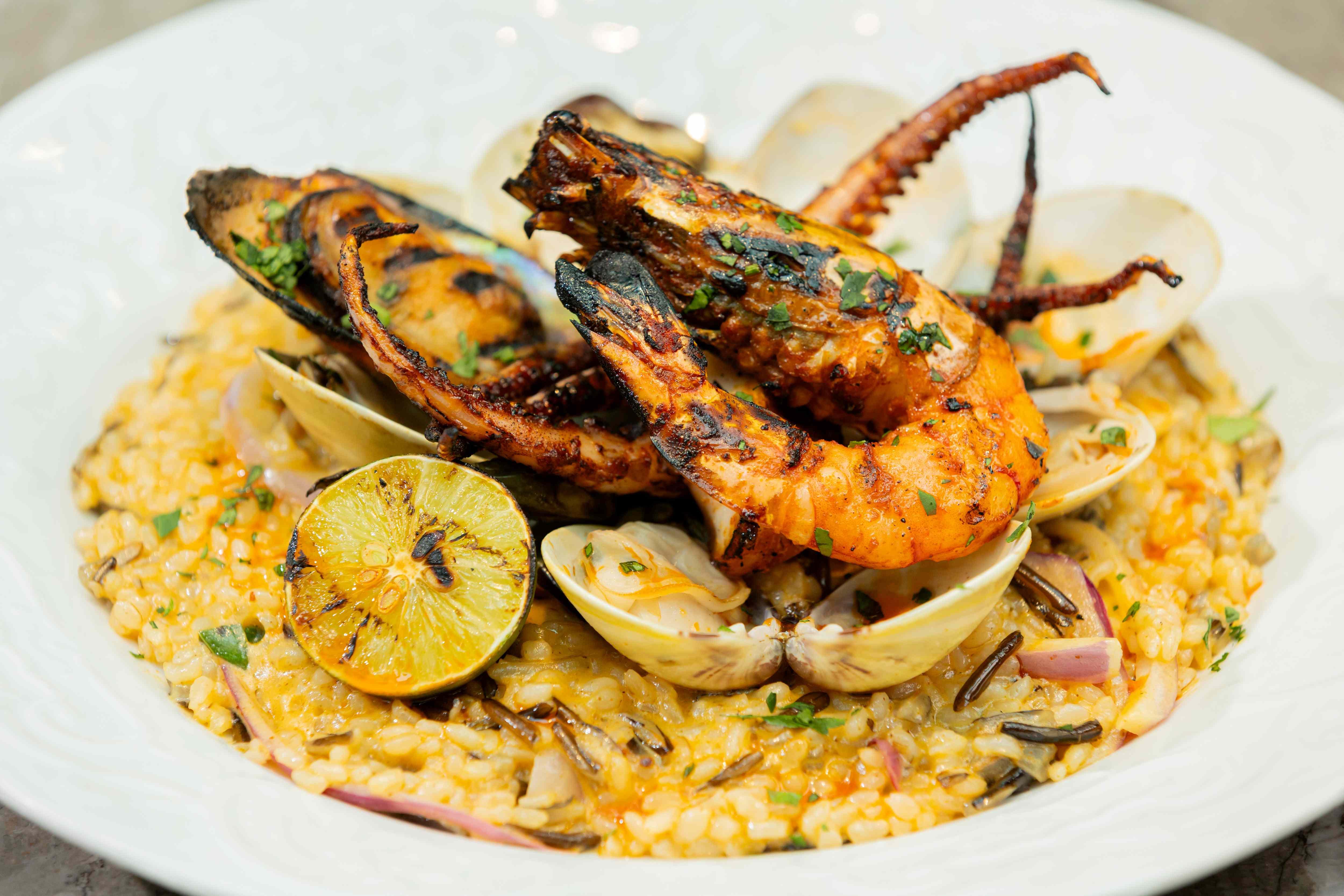 大蝦海鮮冬陰有機糙米飯