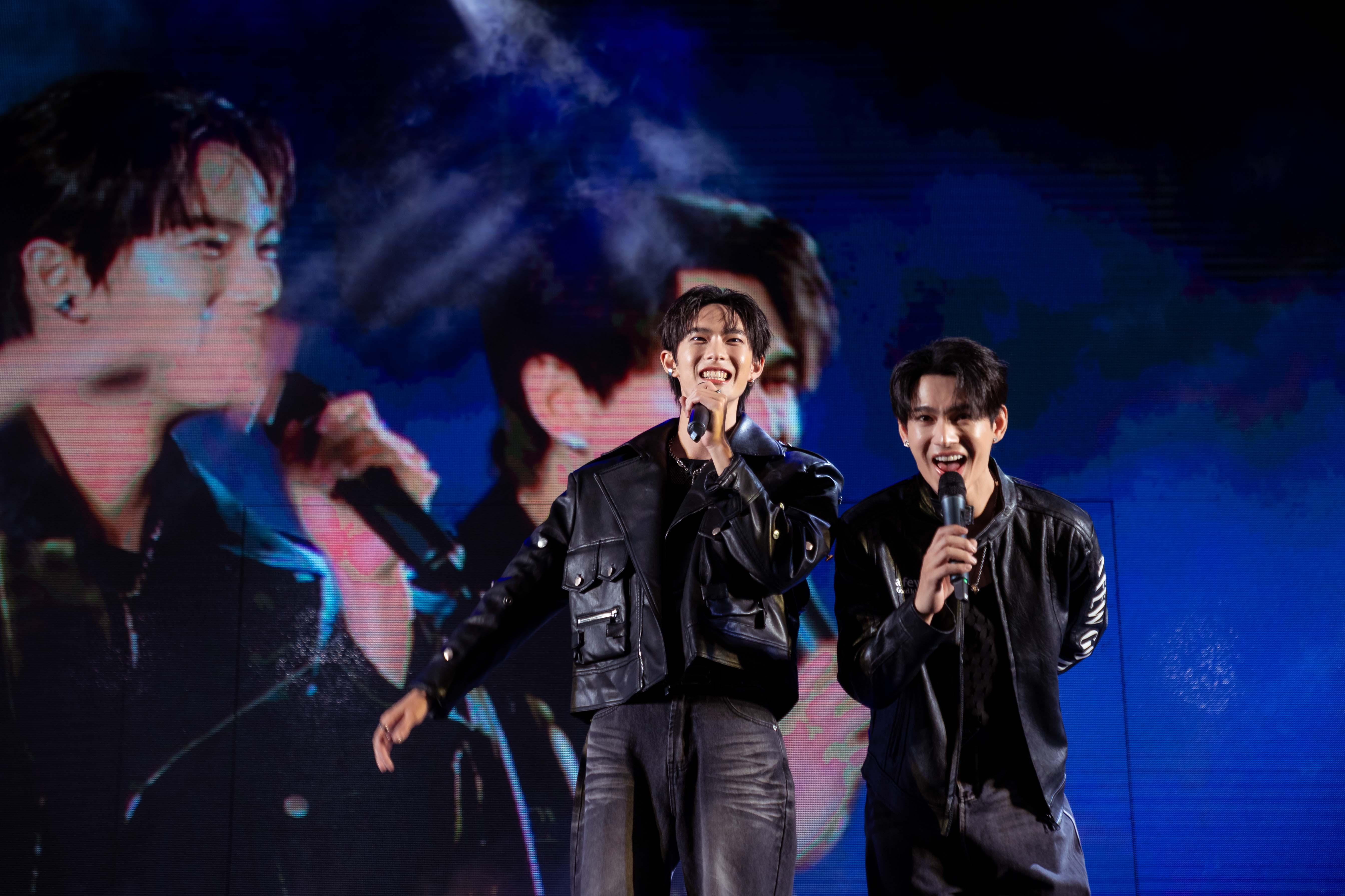 《Pit Babe》演員在海洋公園舉行《「Pit Babe」首個亞洲巡迴粉絲見面會》,大派福利冧fans。