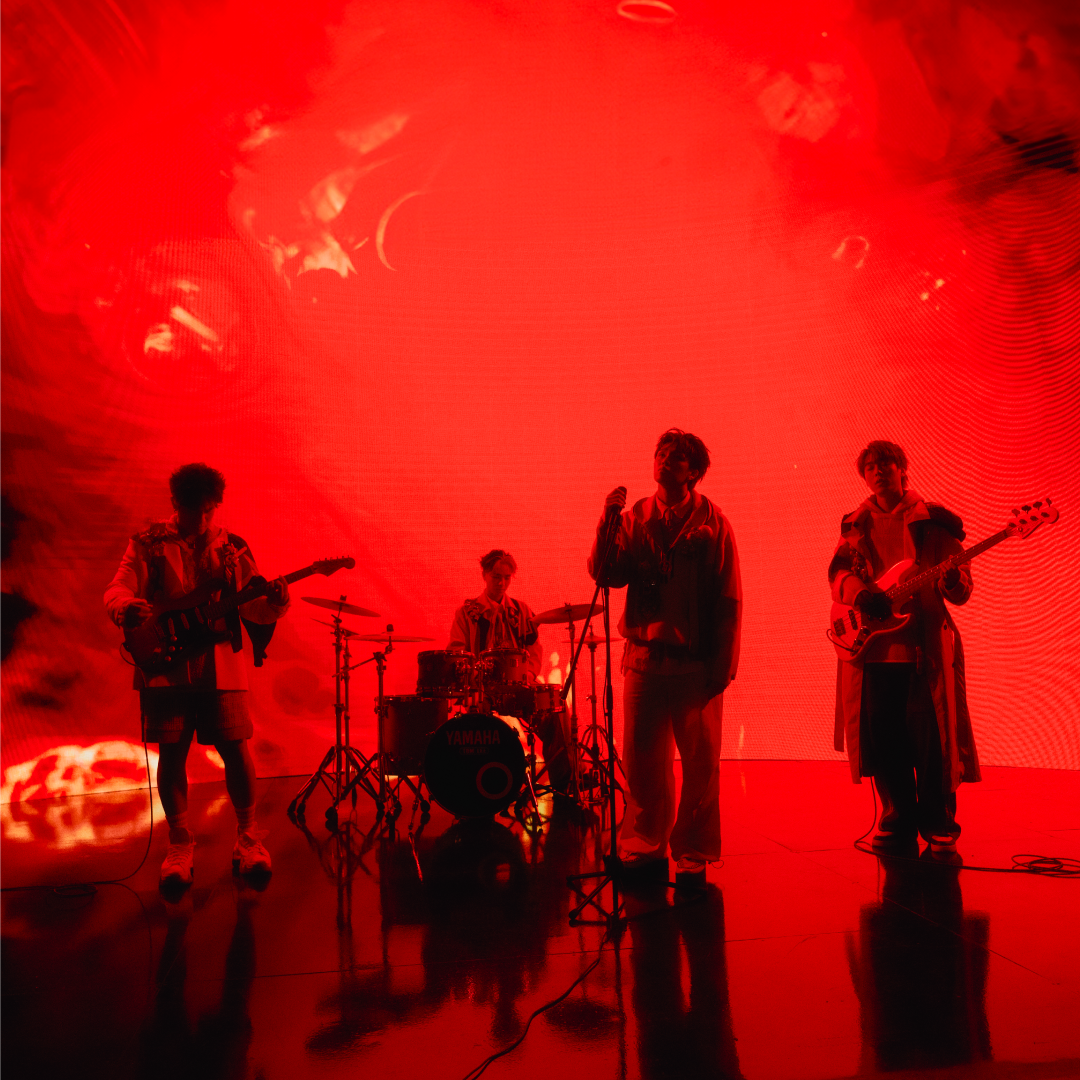 組band不能沒自己作品,是ROVER4子的共同理念。