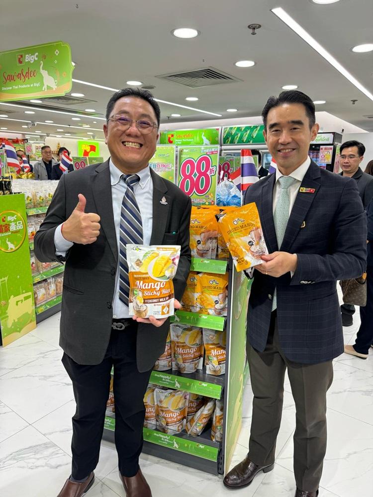 SIAM CONSUMER PRODUCTS COMPANY LIMITED 品牌行政總裁 Mr. K. Sirichet Chiraphongwathana。