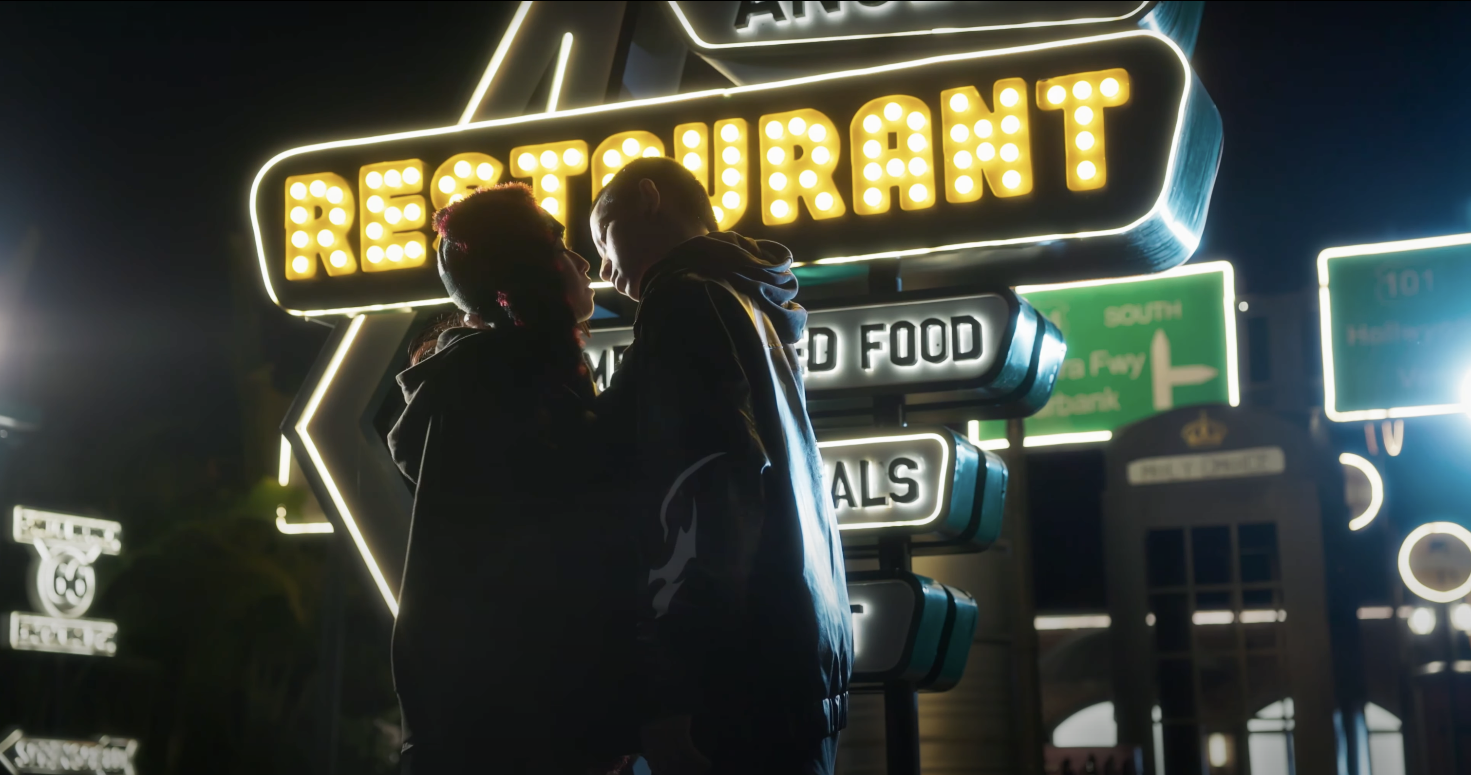 Chiutung終於恨到有男主角同自己一齊拍MV。