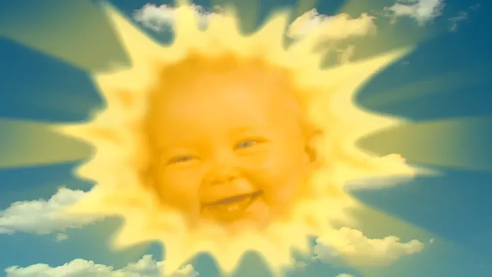 Jess Smith化身太陽BB的燦爛笑容相當經典。