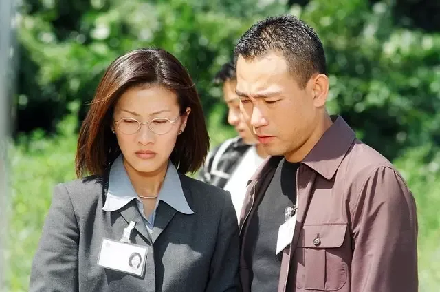 林保怡在TVB演過不少深入民心的角色,與陳慧珊被封為營幕情侶。(TVB劇照)