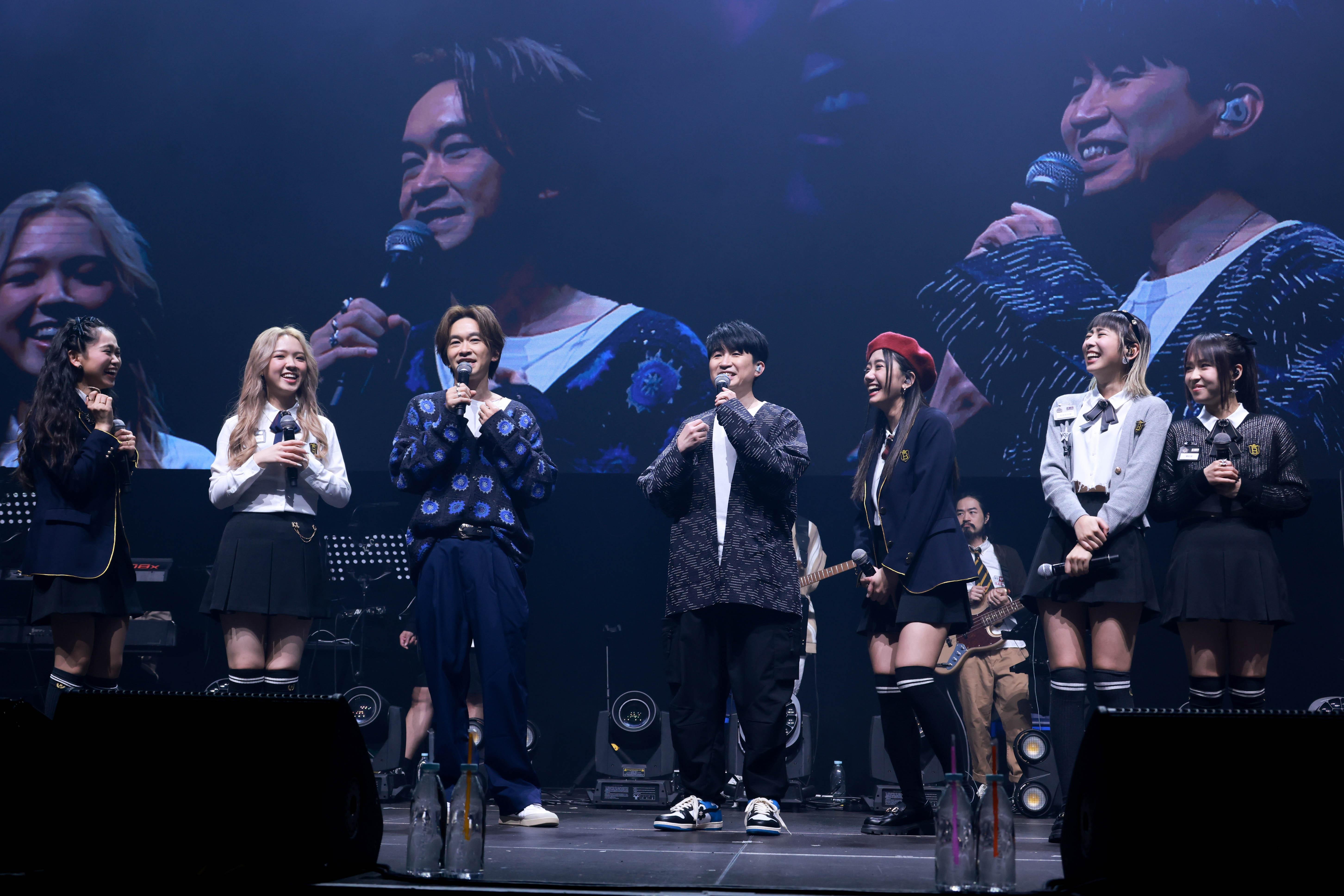 Beanies與艾粒在麥花臣場館舉行《ILUBeanies 聯校Live》。