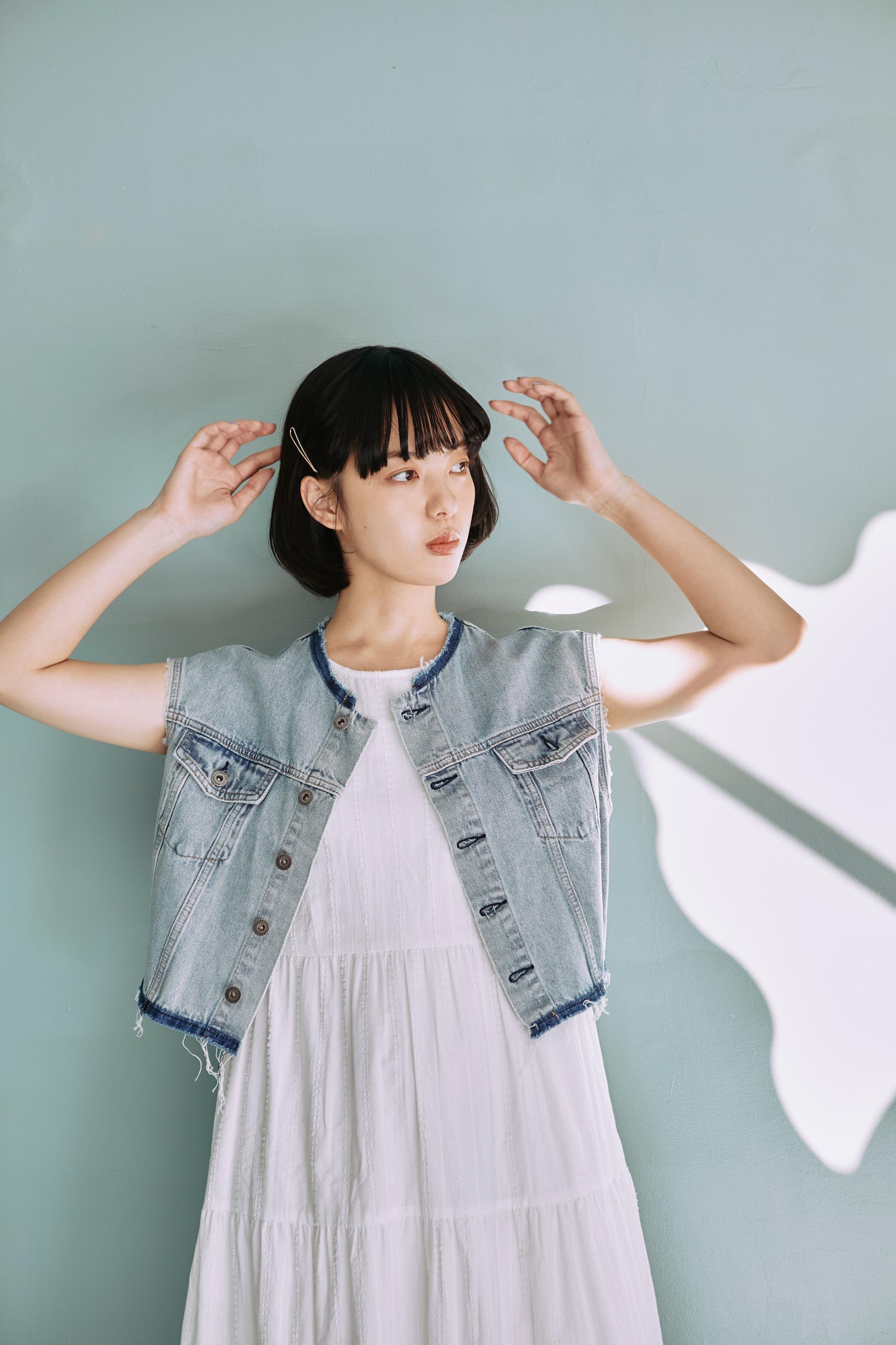 Washed Cap Sleeve Denim Vest (深藍/石磨藍2色選擇) $599