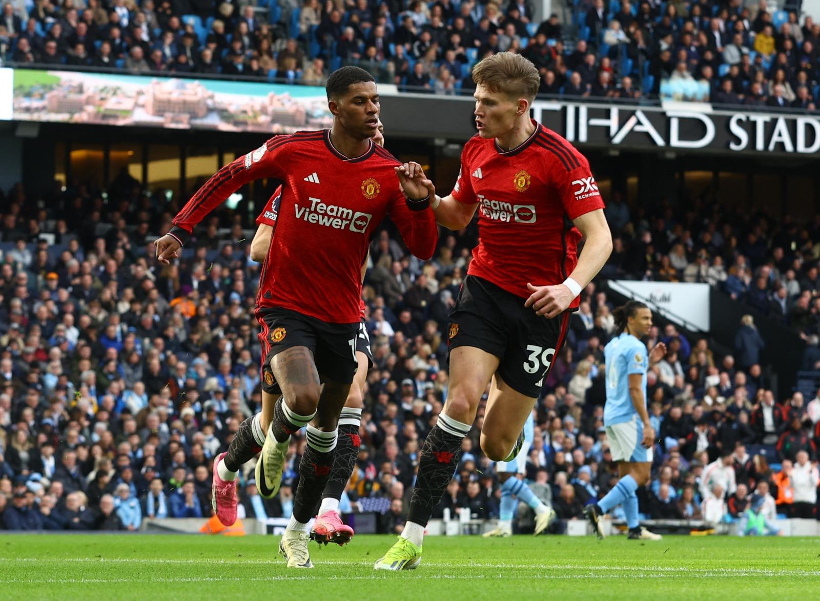 英超|拉舒福特先開紀錄,曼城下半場反勝曼聯,追近利物浦。(路透社)