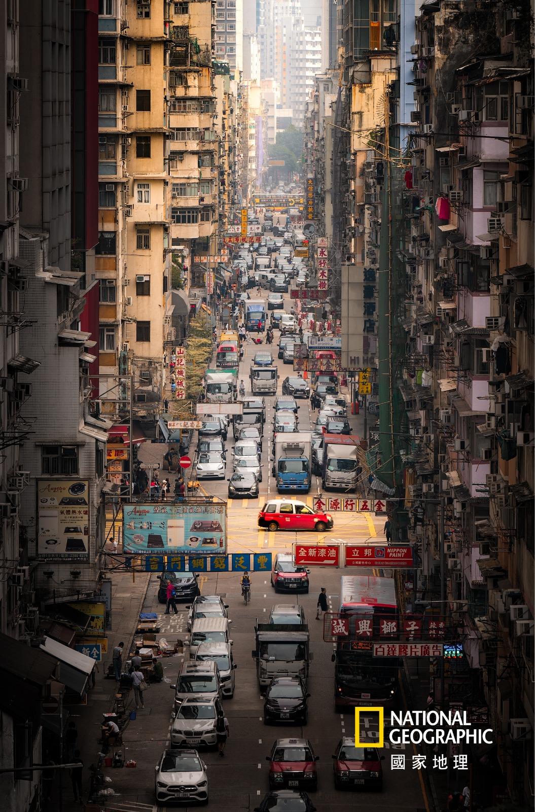 城市組季軍/得獎者:田隽愷/作品名稱:旺角街頭