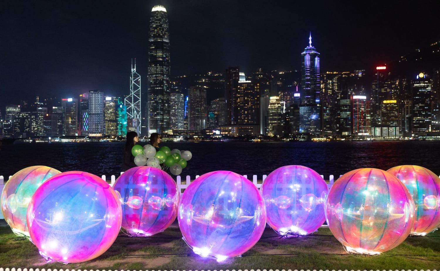 復活節好去處2024|西九巨型泡泡藝術裝置《抱泡瞬間》(蘇文傑攝)